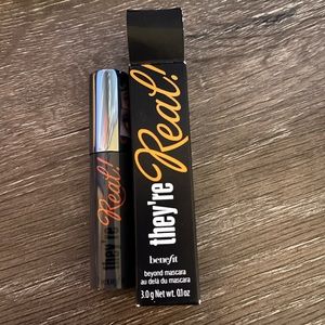 THEY’RE REAL BEYOND MASCARA BY BENEFIT